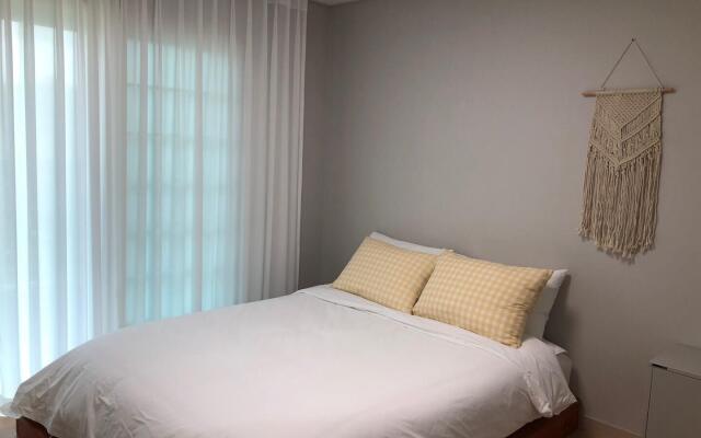 Jeju daehliae pension