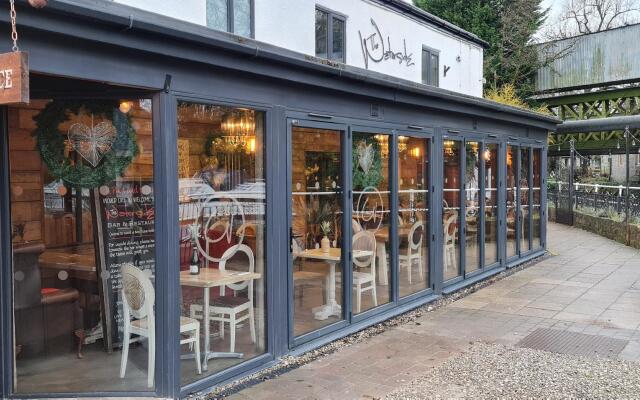 The Waterside Bar Rooms & Restaurant