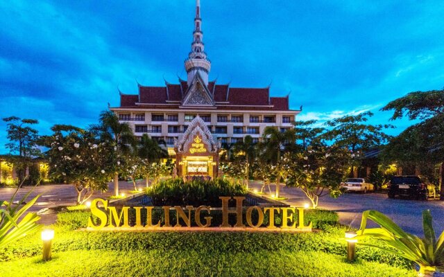 Smiling Hotel