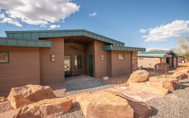 Cougar Ridge Resort, LLC