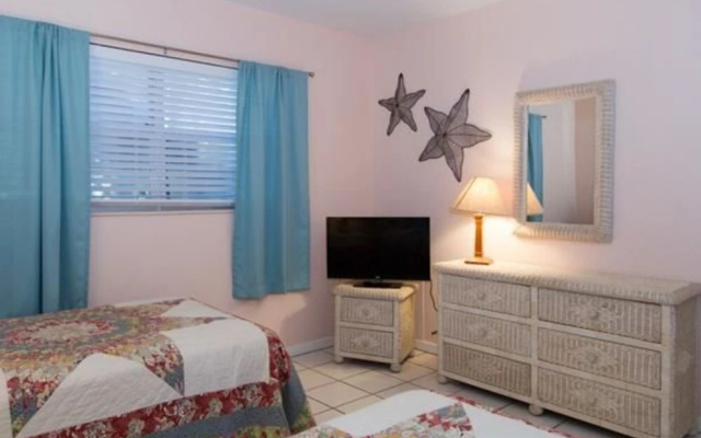 Blue Dolphin Inn - Skimmer Dow Unit