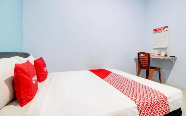 Hotel O Alun-Alun Purwokerto Near Gor Satria Purwokerto Formerly Guest House Blessing