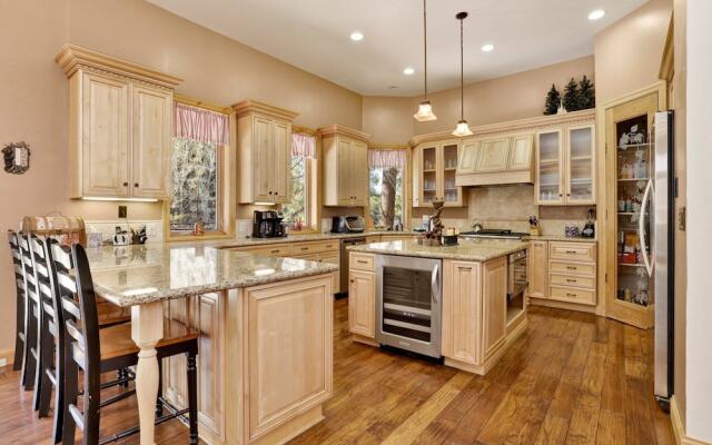 Wolf Creek Castle #2202