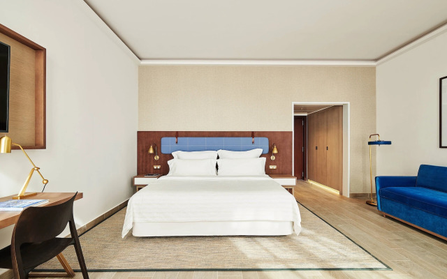 Le Meridien Ra Beach Hotel & Spa