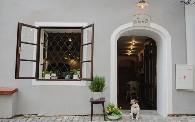 Monastery Garden Bistro & Rooms