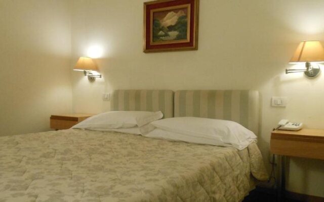 Hotel Ristorante Miralago