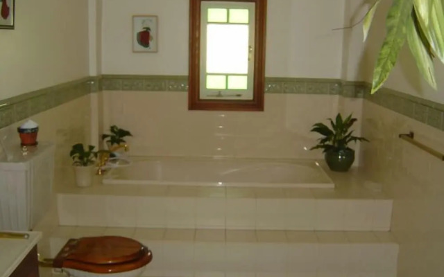Riviera Bed and Breakfast