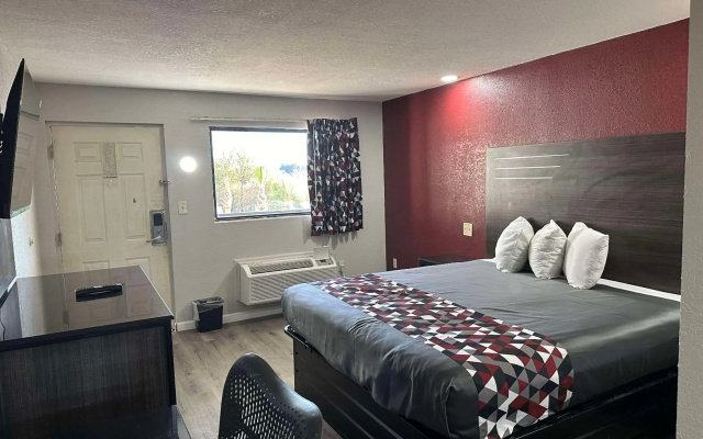 Rodeway Inn Jonesboro - Atlanta South