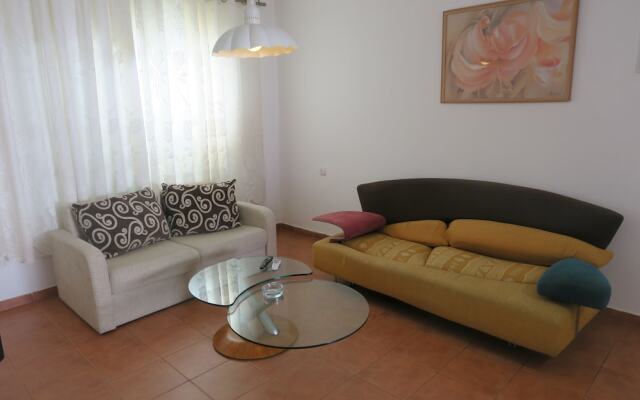 Family Apartment & Free Watersports