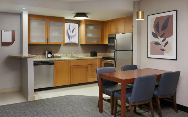Residence Inn by Marriott Calgary Airport