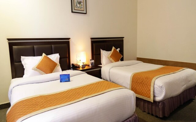 OYO 2166 Hotel KMahaveer