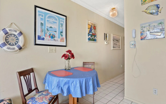 Nautical Watch B-8 by Vtrips