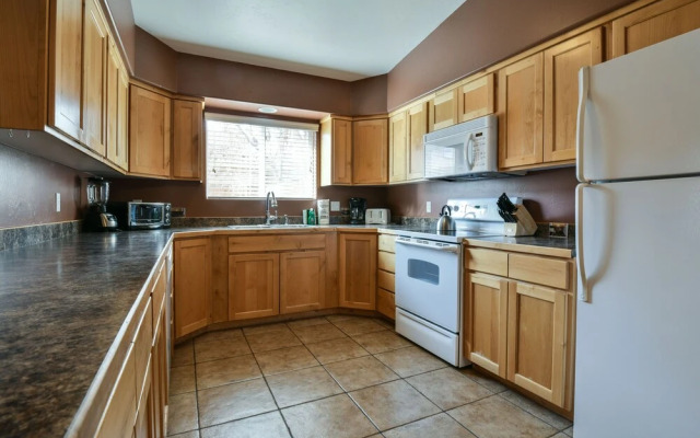 Cottonwoods 443