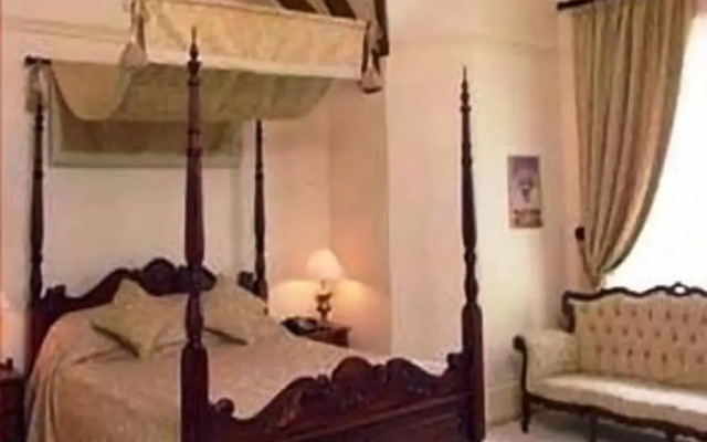 The Hunting Lodge