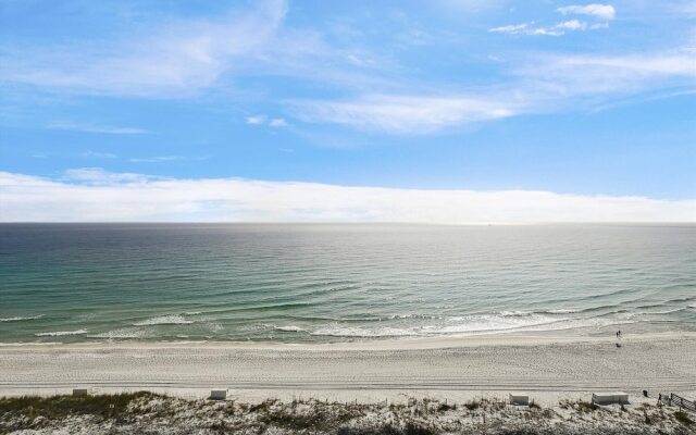 Oceania 902 - Gulf Front 3 BR - sleeps 6 3 Bedroom Condo by RedAwning