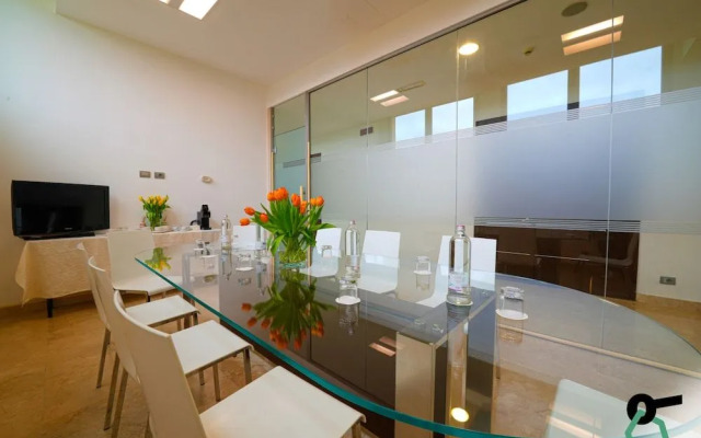 HOTIDAY Room Collection - Pisa