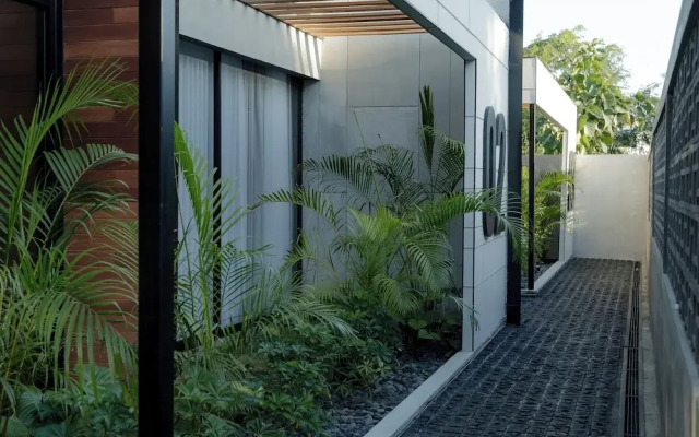 Black Rock Villas