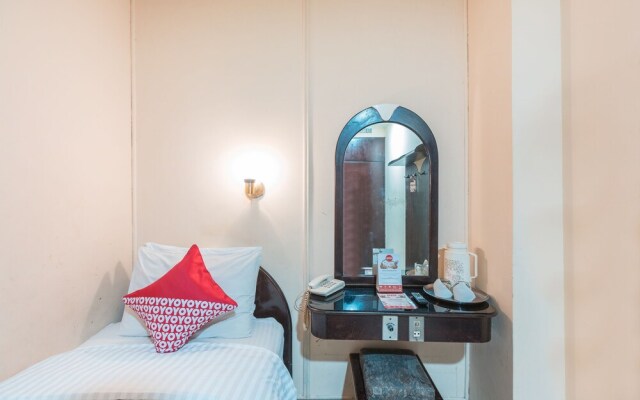 Hotel Capitol by OYO Rooms