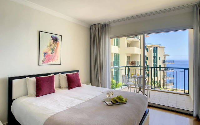 Vila Formosa Top View by MHM