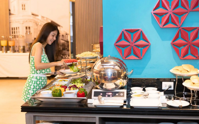 ibis Styles Phuket City Hotel