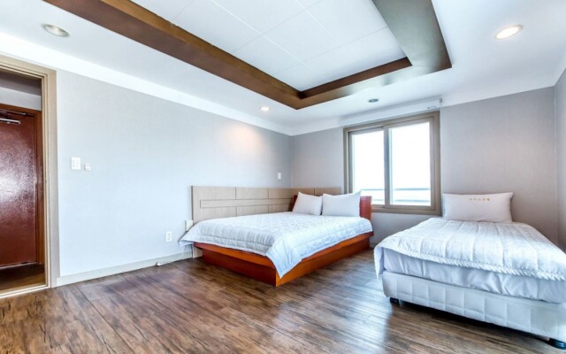 Navis Hostel