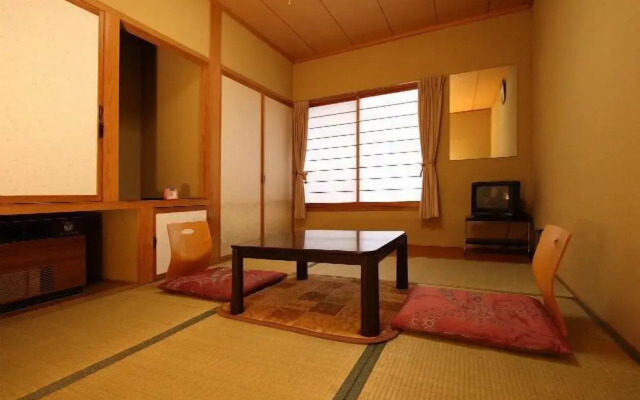 Kusatsu-Onsen Pension Mitomo