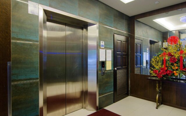 8 Days Boutique Hotel @ Mount Austin JB