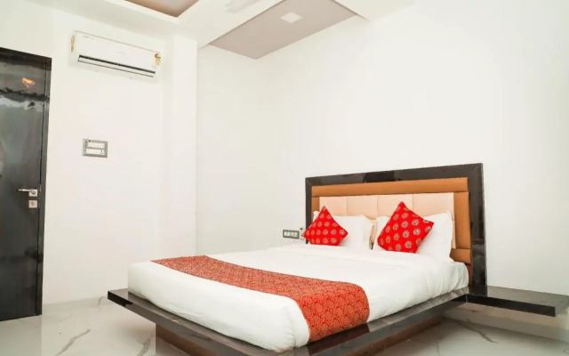 FabHotel Prime Grand