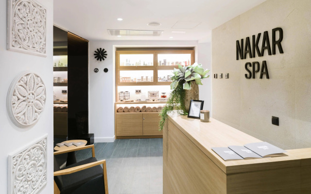 Nakar Hotel