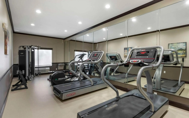 Best Western Plus Duncanville/Dallas
