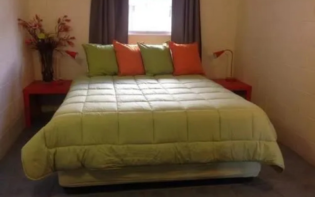 Airlie Sun & Sand  4