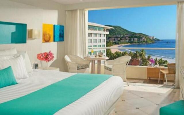 Sunscape Dorado Pacifico Ixtapa Resort & Spa - All Inclusive