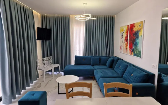 Joanna Suites