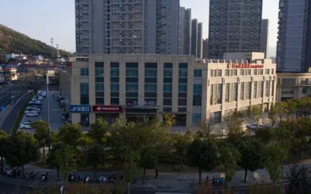 Manju Hotel (Lianyungang Lianyun)