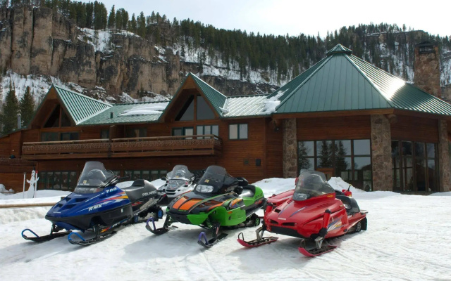 Spearfish Canyon Lodge