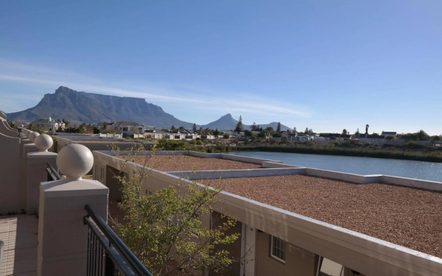 Century On Lake Apartments