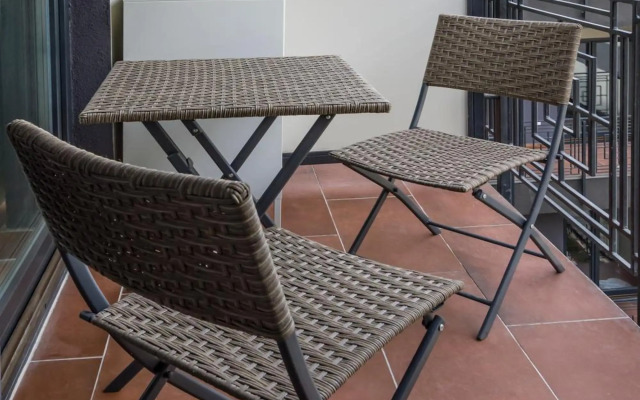 Romantic Deluxe Studio In The City's Epicentrum