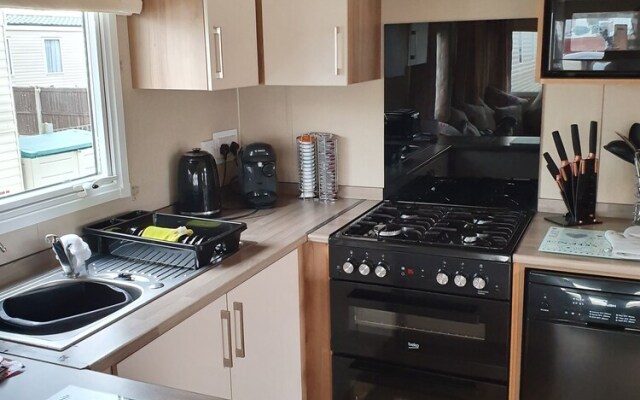 MB Caravans Towyn