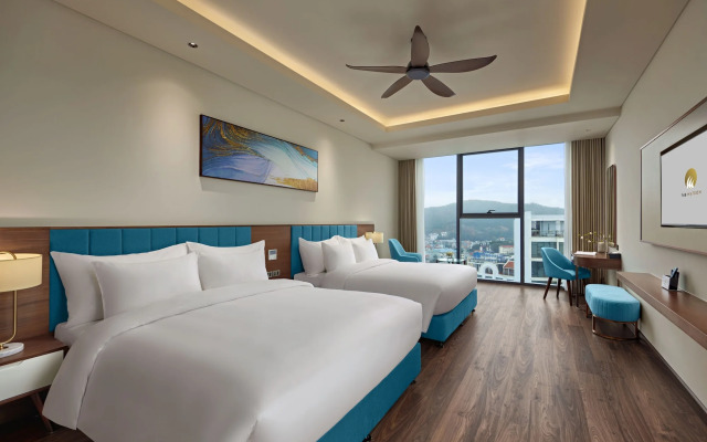 The Watson Premium Halong Hotel