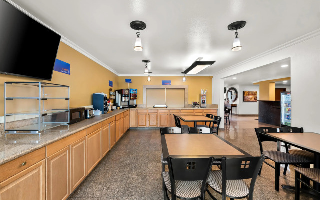 Best Western Chieftain Inn