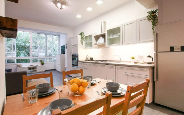 Spacious 3BR in Ben yehuda by Holiday-rentals