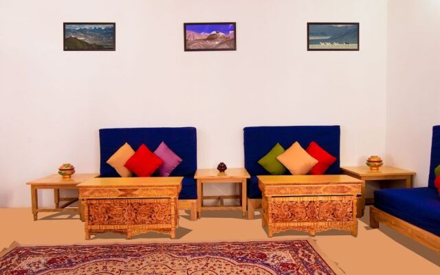 The Ayali Leh