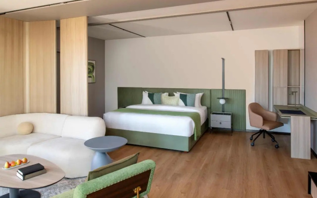 Golden Tulip Sharma Resort