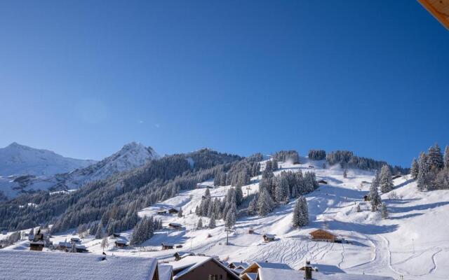 Chuenislodge2 Neu, 2 Balkone, Designerofen, mit top Aussicht!