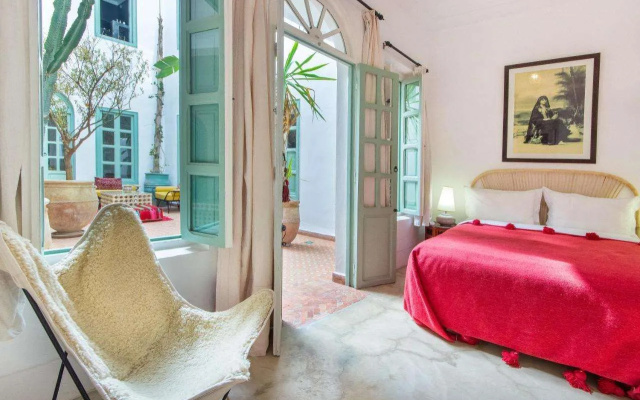 Riad Helen