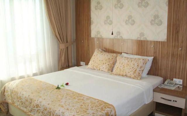 Yildirim Hotel