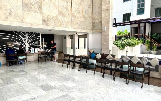 4605 Seaview Aparthotel 30m To Patong Beach