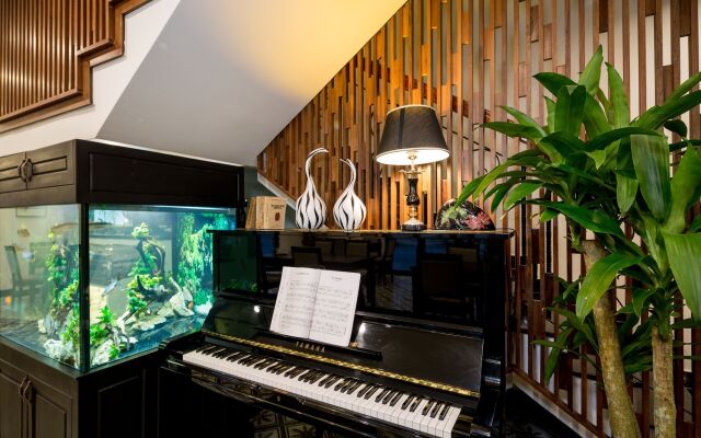 Haka Hotel & Apartment