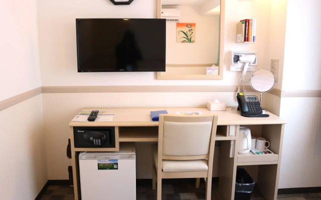 Toyoko Inn Hokkaido Shinhakodatehokuto-eki Minami
