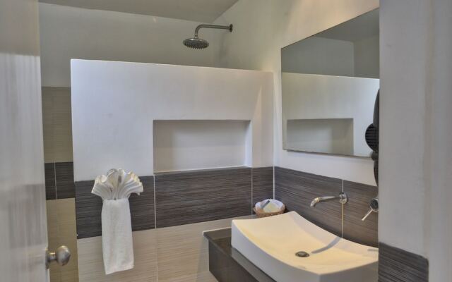 Bluebay Vacation Rentals At Vista Mare